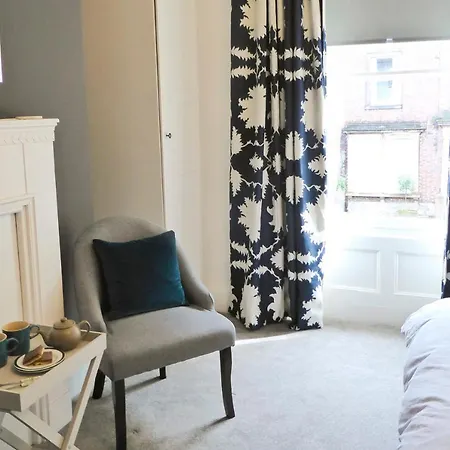 Rosalind House 4*