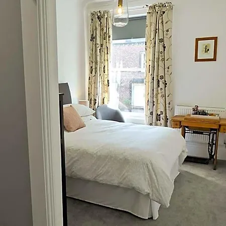 Rosalind House B&B 4*