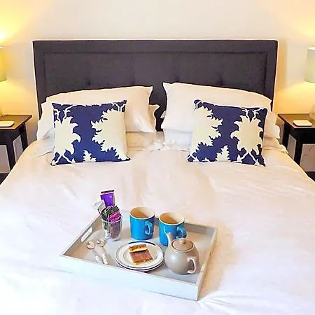 Rosalind House 4*