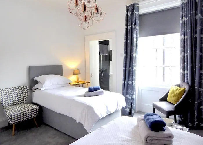 Bed & Breakfast Rosalind House 4*