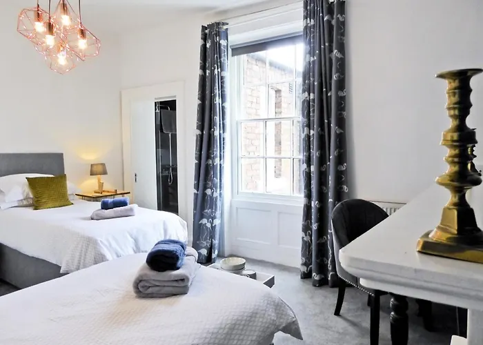 Bed & Breakfast Rosalind House 4*