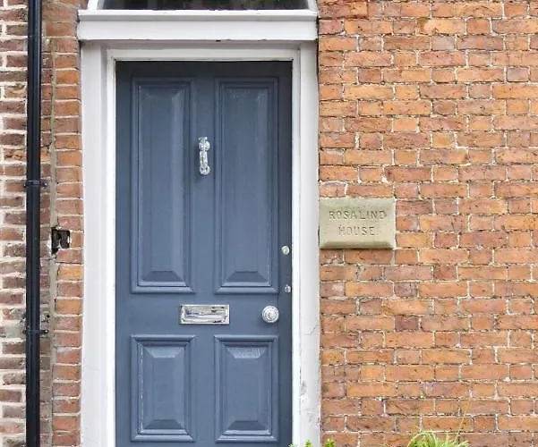 Rosalind House Bed & Breakfast